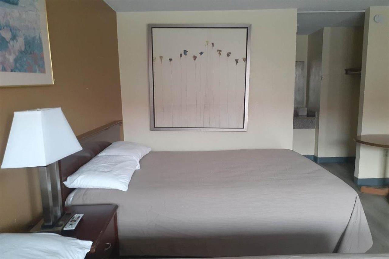Holiday Lodge Virginia Pearisburg Ngoại thất bức ảnh