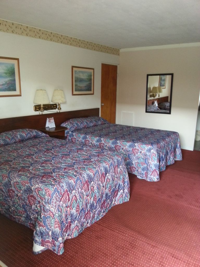 Holiday Lodge Virginia Pearisburg Phòng bức ảnh