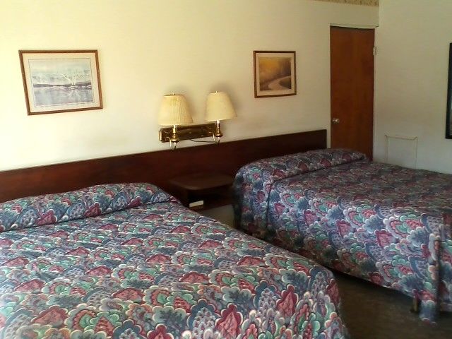 Holiday Lodge Virginia Pearisburg Phòng bức ảnh
